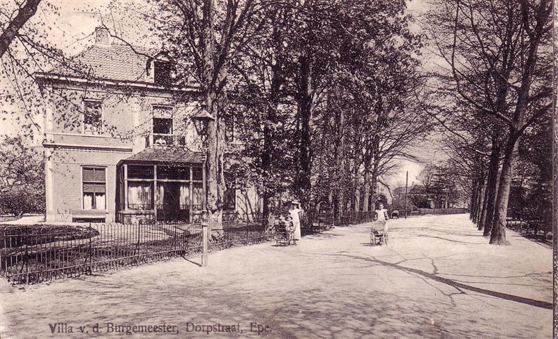 Foto 5. Villa v.d. Burgemeester (Custom)