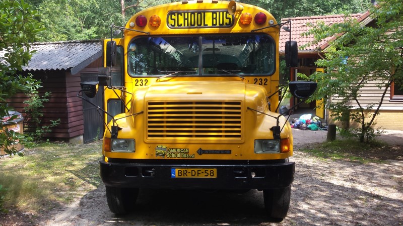 hertekolk - schoolbus